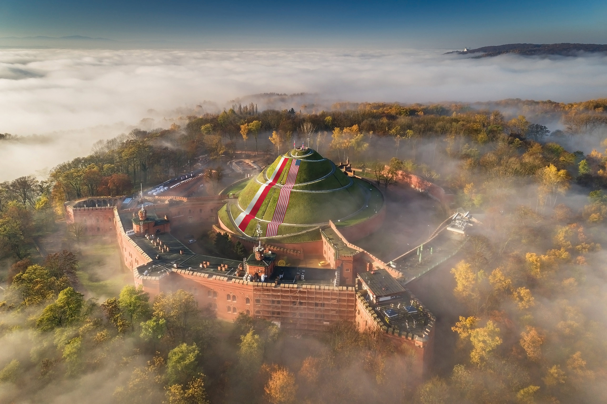 Kościuszko Mound with American flag visualization